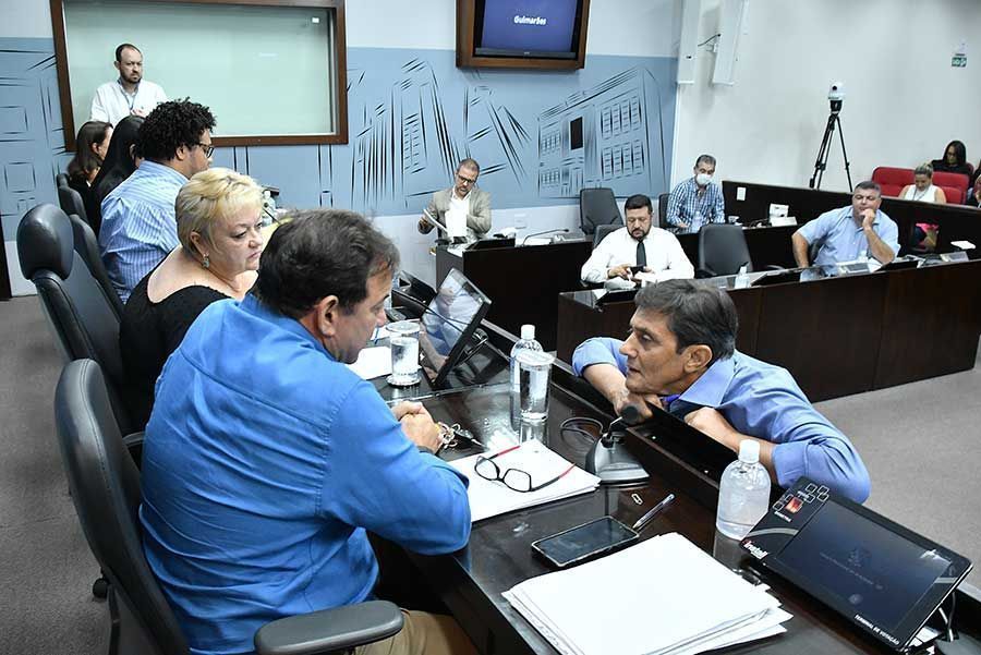 25ª Sessão Ordinária tem oito projetos na Ordem do Dia 25ª Sessão Ordinária tem oito projetos na Ordem do Dia