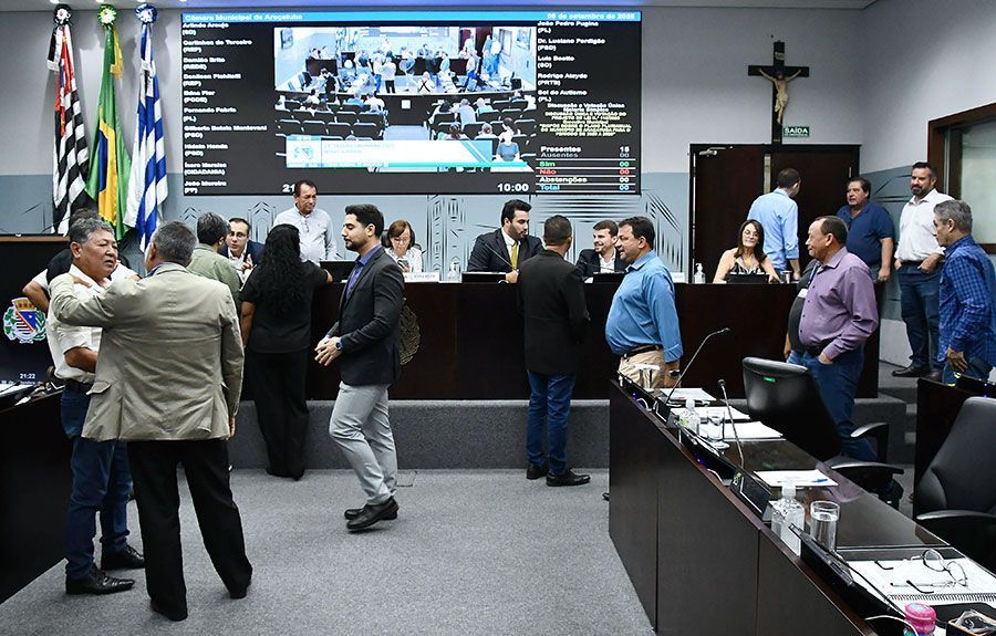 30ª sessão tem 15 itens na pauta