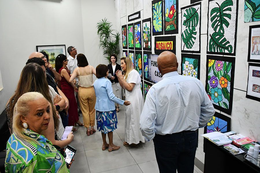 Alunos da Fundação Casa expõem trabalhos artísticos na Câmara Alunos da Fundação Casa expõem trabalhos artísticos na Câmara