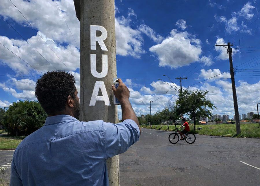 Aprovado programa de padronização de nomes de ruas em postes