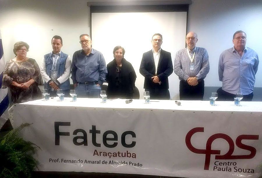 Câmara acompanha solenidade na Fatec