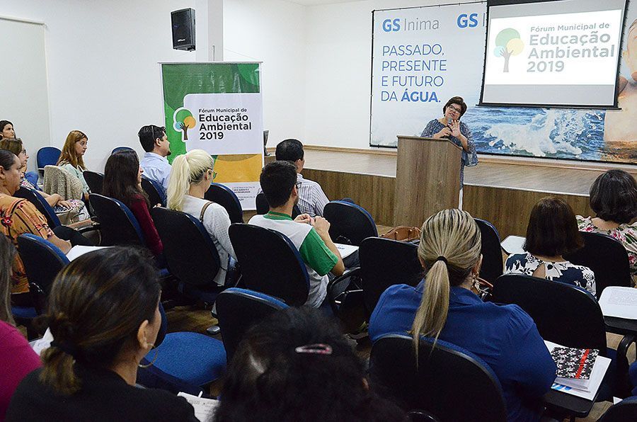 Câmara marca presença em fórum de educação ambiental