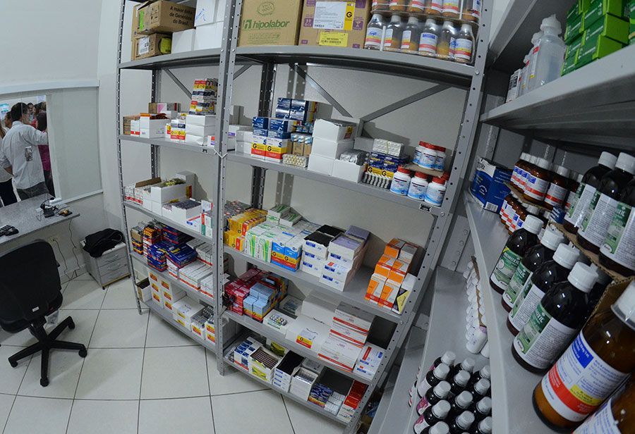 Falta de remédios é tema de requerimento discutido em plenário