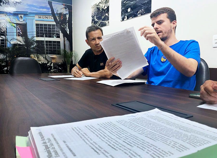 Integrantes da CPI da Saúde se reúnem no Legislativo