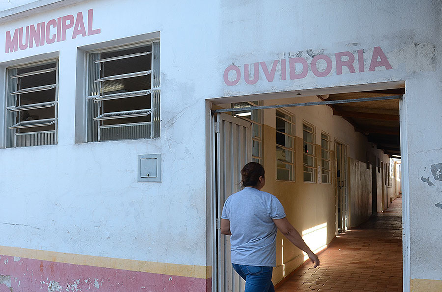 Batata pede informações sobre atividades da Ouvidoria Municipal de Saúde