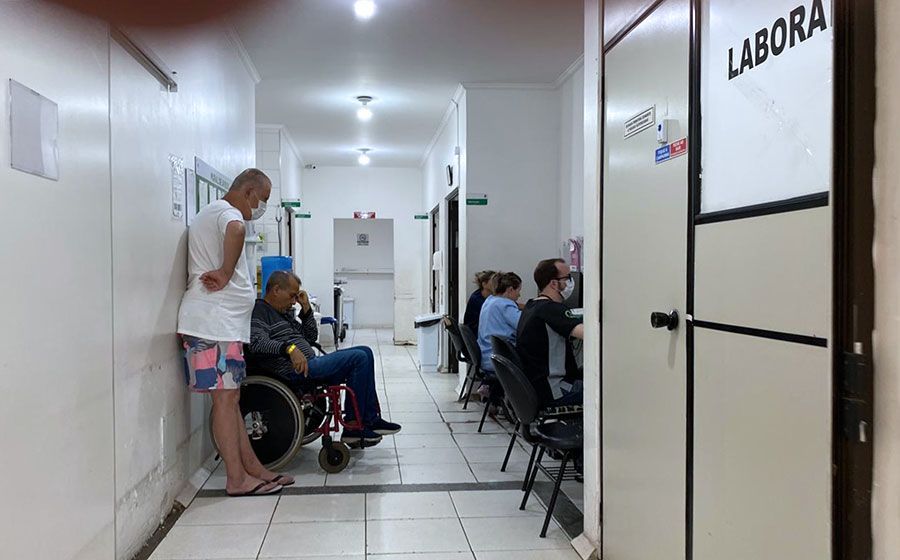 Plenário solicita informações sobre atendimento de urgência e direitos dos pacientes