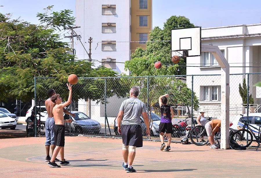 Plenário solicita informações sobre locais de prática esportiva