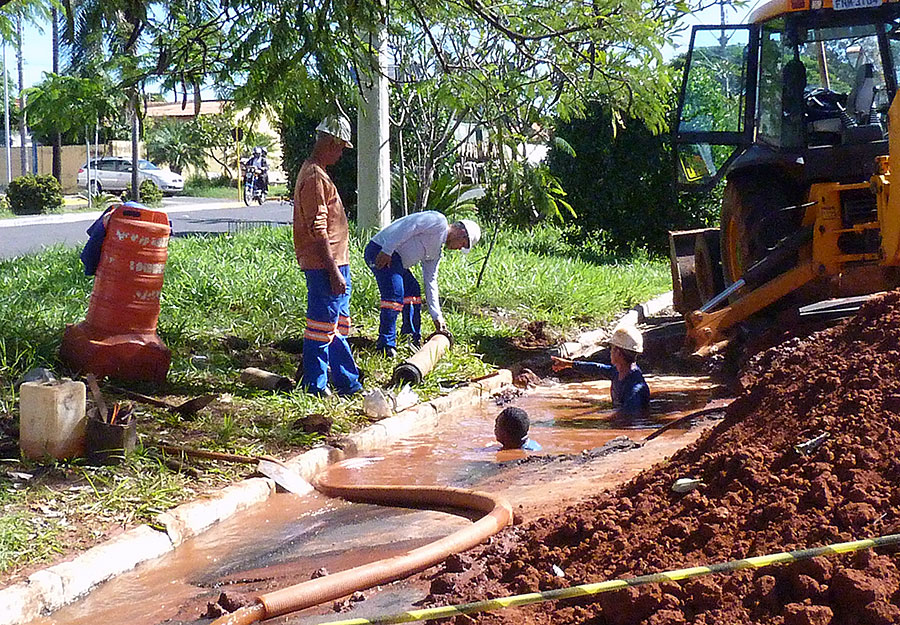 Beatriz quer explicações sobre obras da Samar em horário comercial