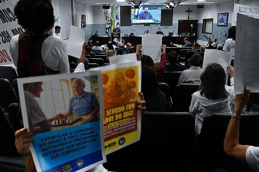 Saúde mental da pessoa idosa é tema da Tribuna Livre Saúde mental da pessoa idosa é tema da Tribuna Livre