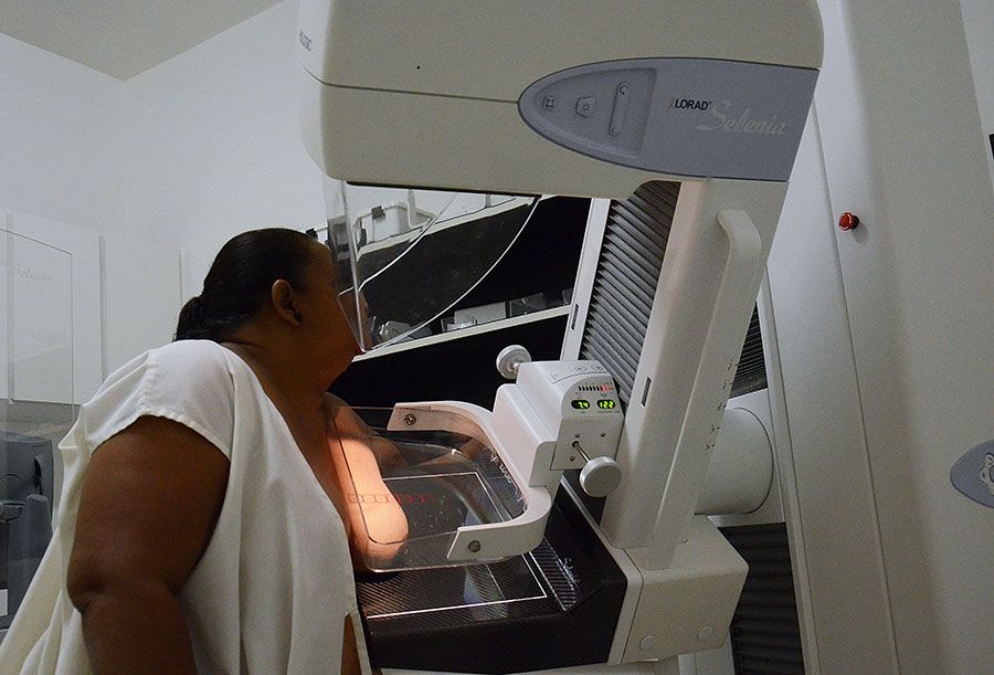 Suspensão de mamografias é alvo de requerimento de informações oficiais