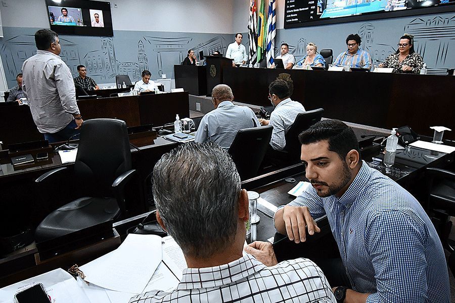 Vereadores aprovam três projetos na 11ª Sessão Ordinária do ano