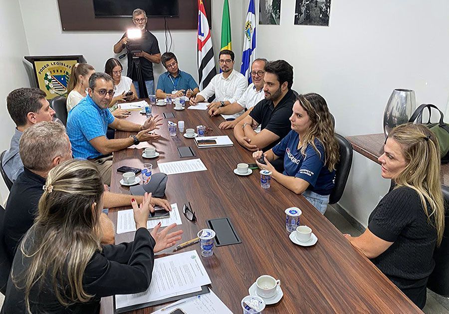 Zoo: comissão especial se reúne na Câmara para alinhar metas